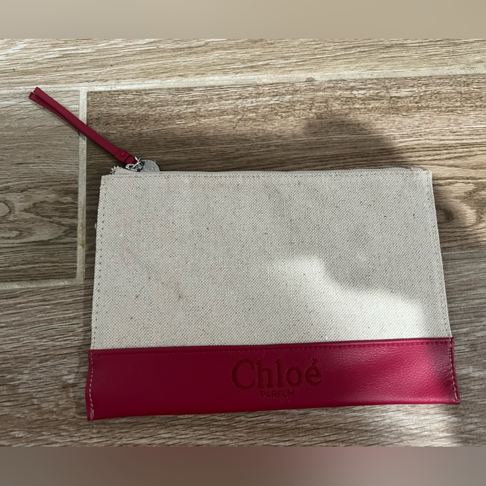 Chloé PARFUM Signature Novelty Pouch / Makeup Bag
